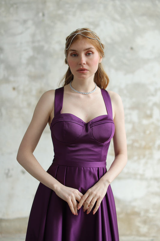 Uzun Kalp Yaka Mor Elbise