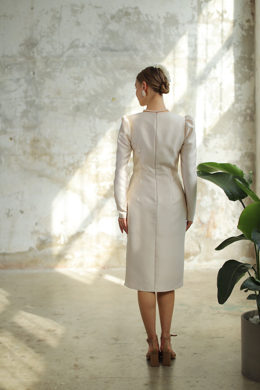 Parisian Düğmeli Bej Nikah Elbisesi