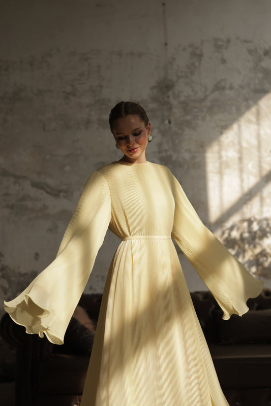 Piliseli Elbise Sarı