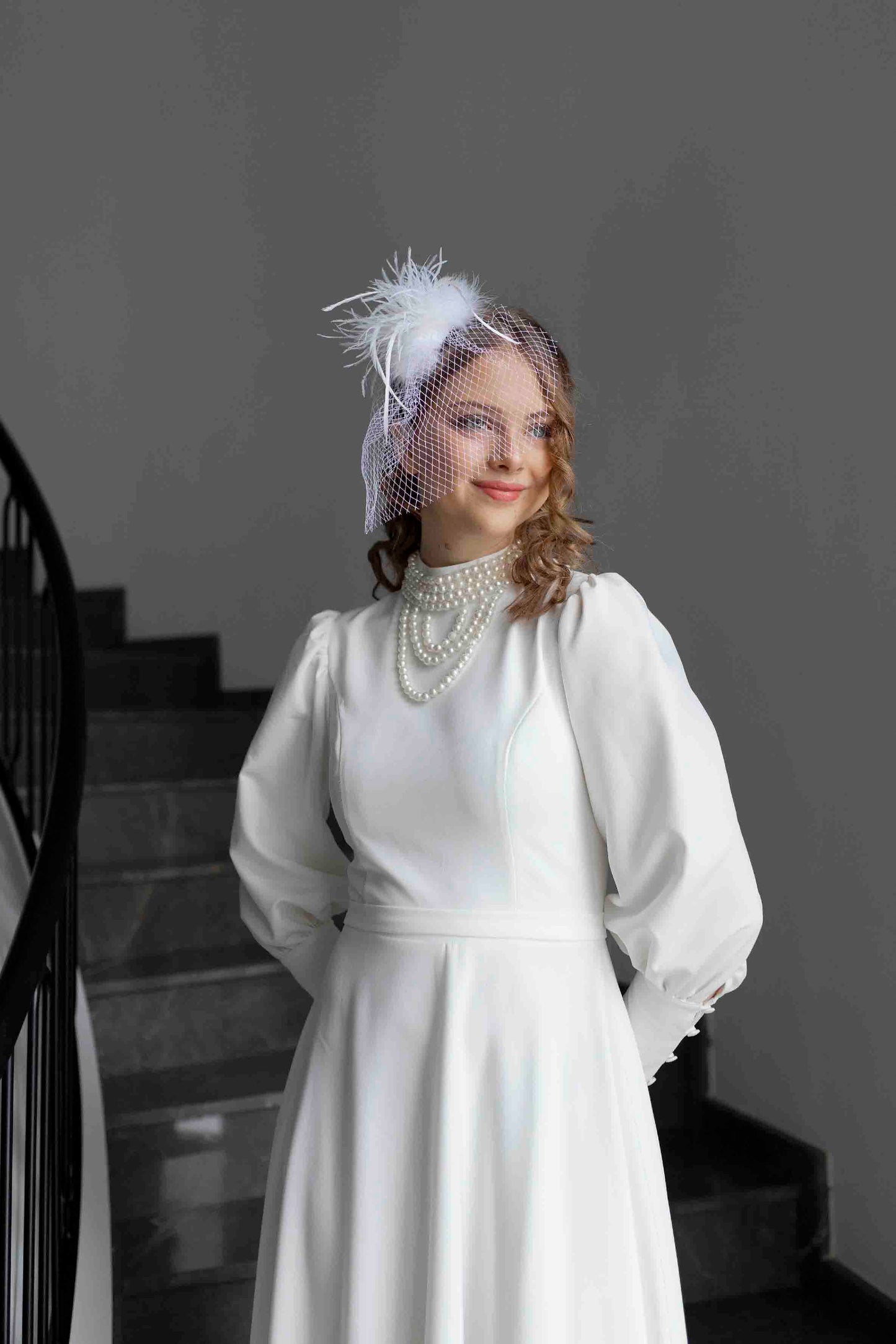 Robe de mariée Helen avec collier de perles