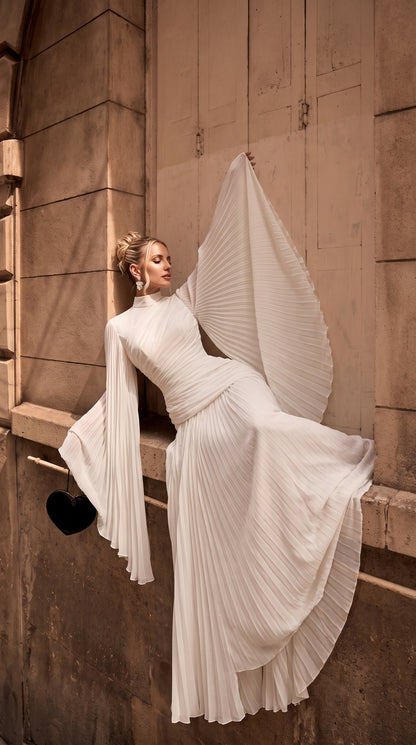 Angel Dress – Plise Detaylı Pelerin Kollu Beyaz Abiye Elbise – 27001