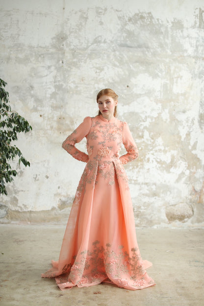 3 Boyutlu İthal Kumaş Çiçekli Elbise Somon