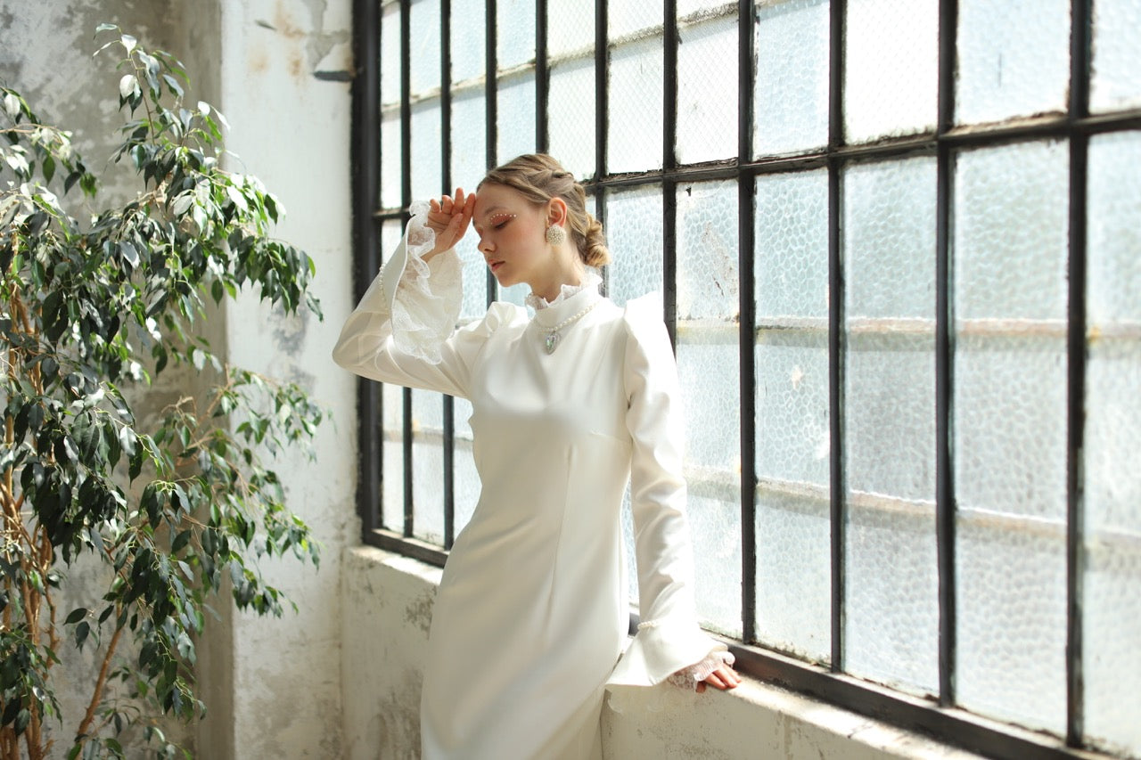 Robe de soirée voilée en pierre couleur poudre