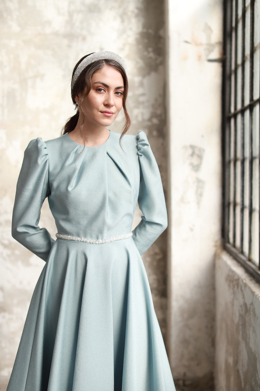 Robe Détaillée Élégante Kaki