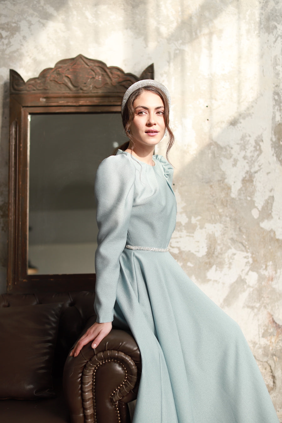 Robe Détaillée Élégante Kaki