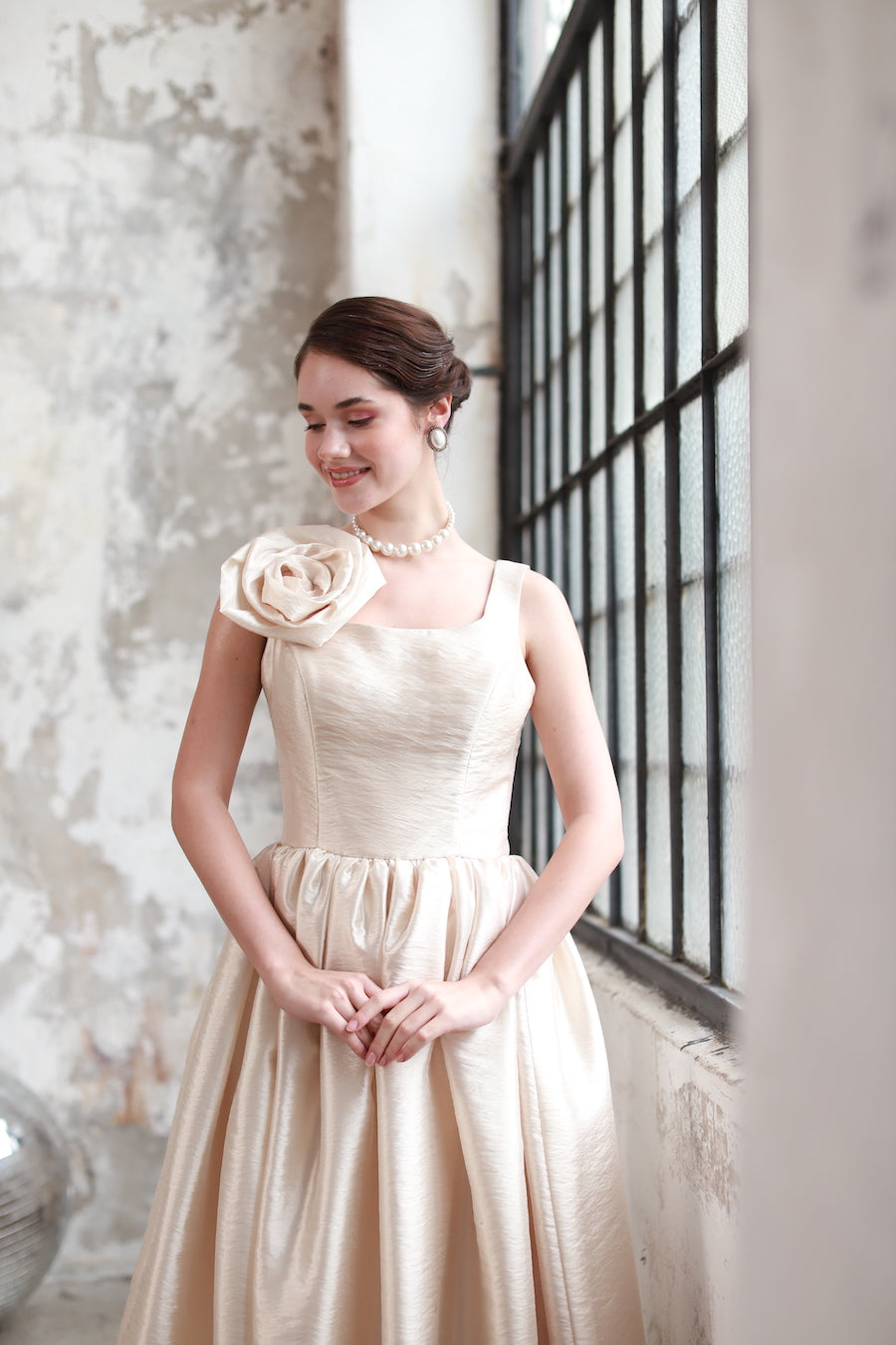 Robe Rose Taille Midi Rouge Claret 20255