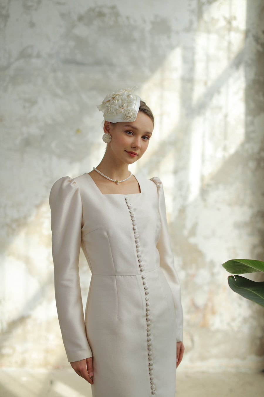 Parisian Düğmeli Bej Nikah Elbisesi