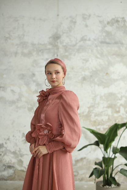 Çiçek Detaylı Manolya Elbise Bakır Rengi