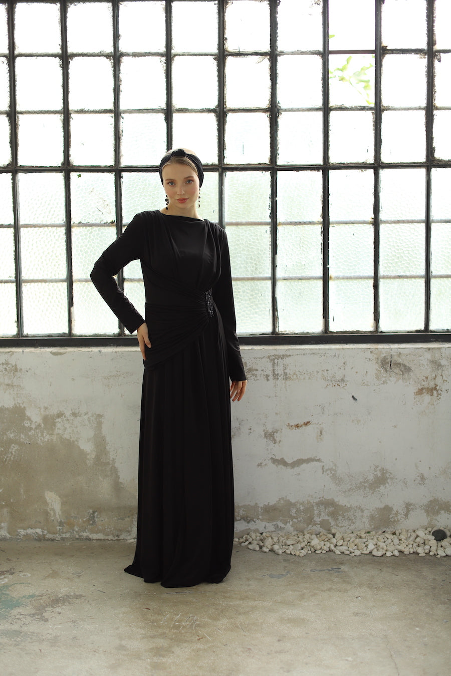 Zarif Detaylı Elbise Siyah