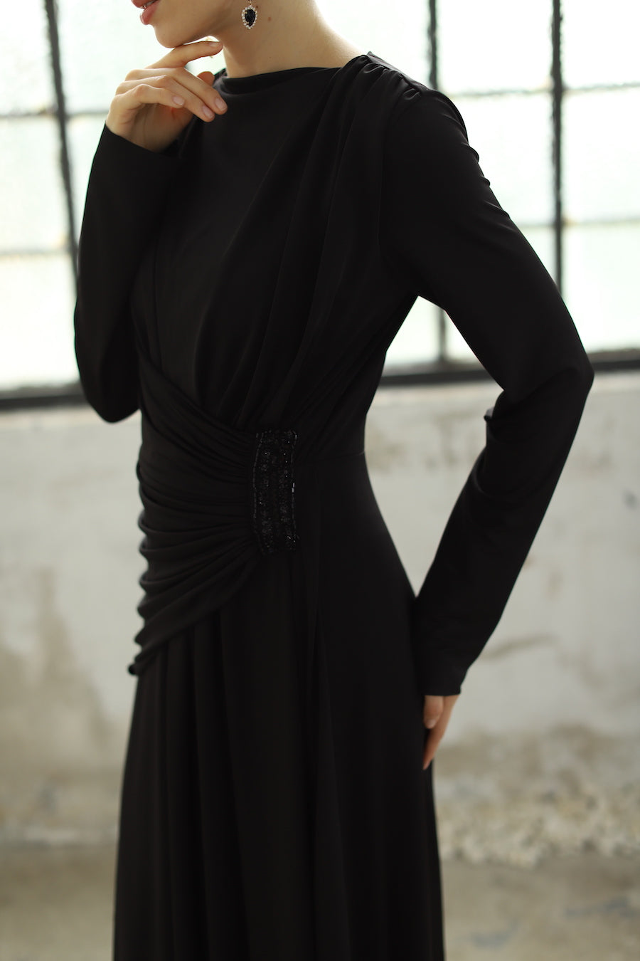 Elegant Detailed Dress Black