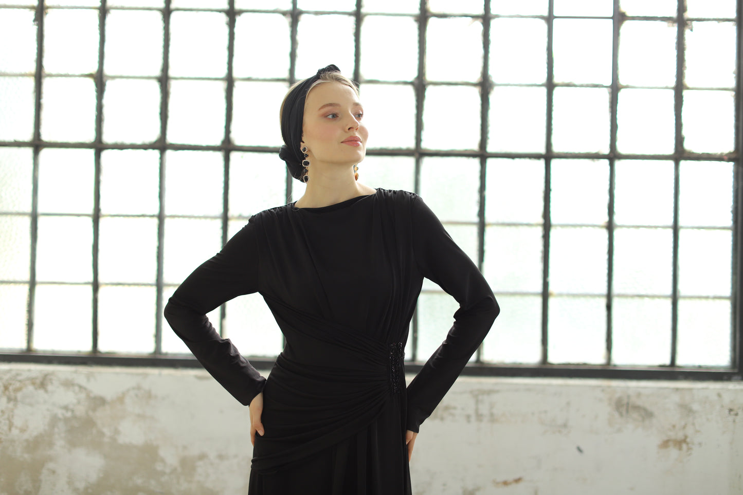 Zarif Detaylı Elbise Siyah