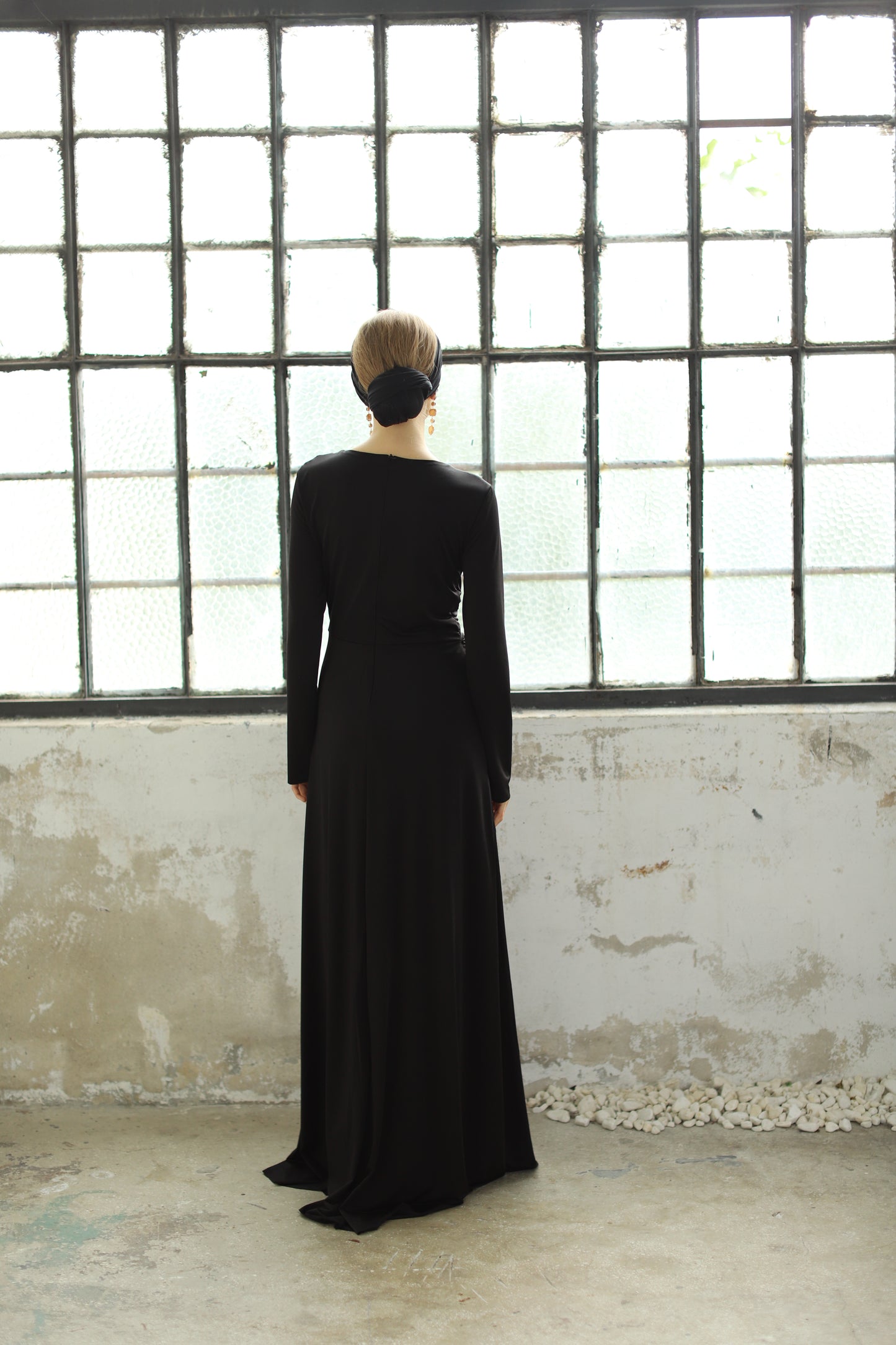 Zarif Detaylı Elbise Siyah