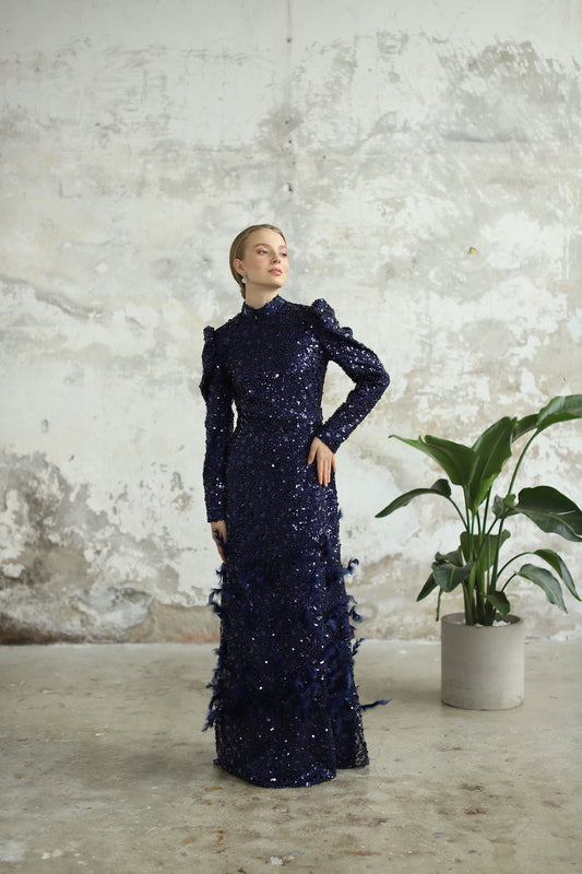 Eteği Tüy Detaylı Lacivert Kalem Elbise