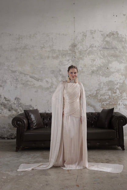 Çıkarılabilir Şal Detaylı Taş İşlemeli Elbise Bej 20261