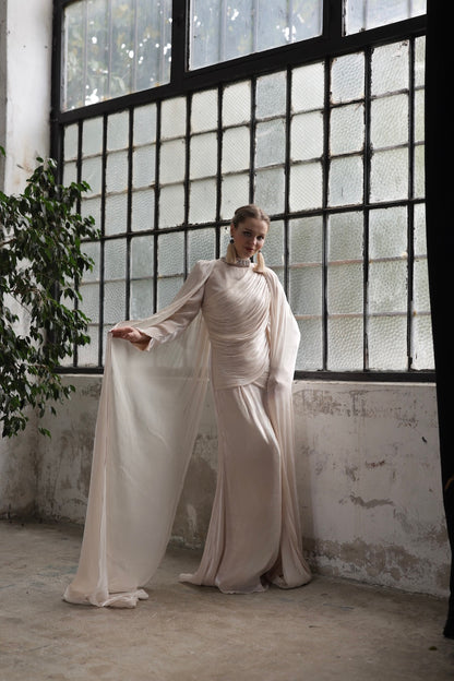 Çıkarılabilir Şal Detaylı Taş İşlemeli Elbise Bej 20261