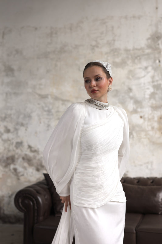 Çıkarılabilir Şal Detaylı Taş İşlemeli Elbise Ekru 20261