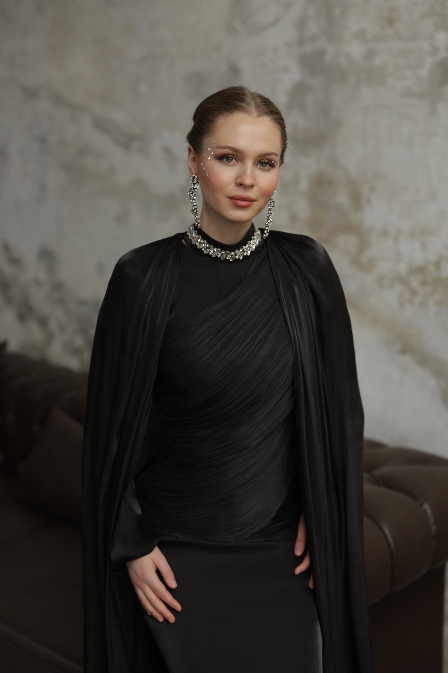 Çıkarılabilir Şal Detaylı Taş İşlemeli Elbise Siyah 20261