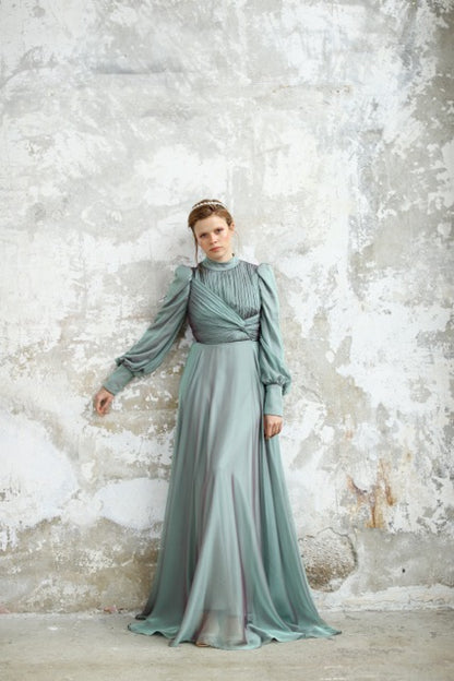 Kupferfarbenes funkelndes Abendkleid