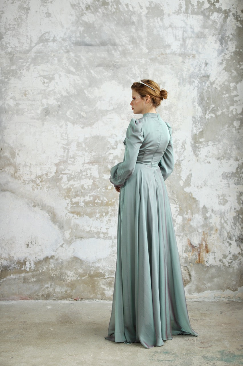 Kupferfarbenes funkelndes Abendkleid