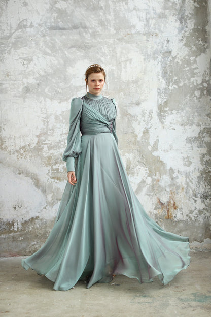 Kupferfarbenes funkelndes Abendkleid