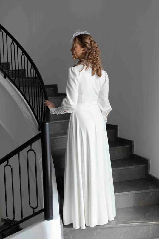 Robe de mariée Helen avec collier de perles