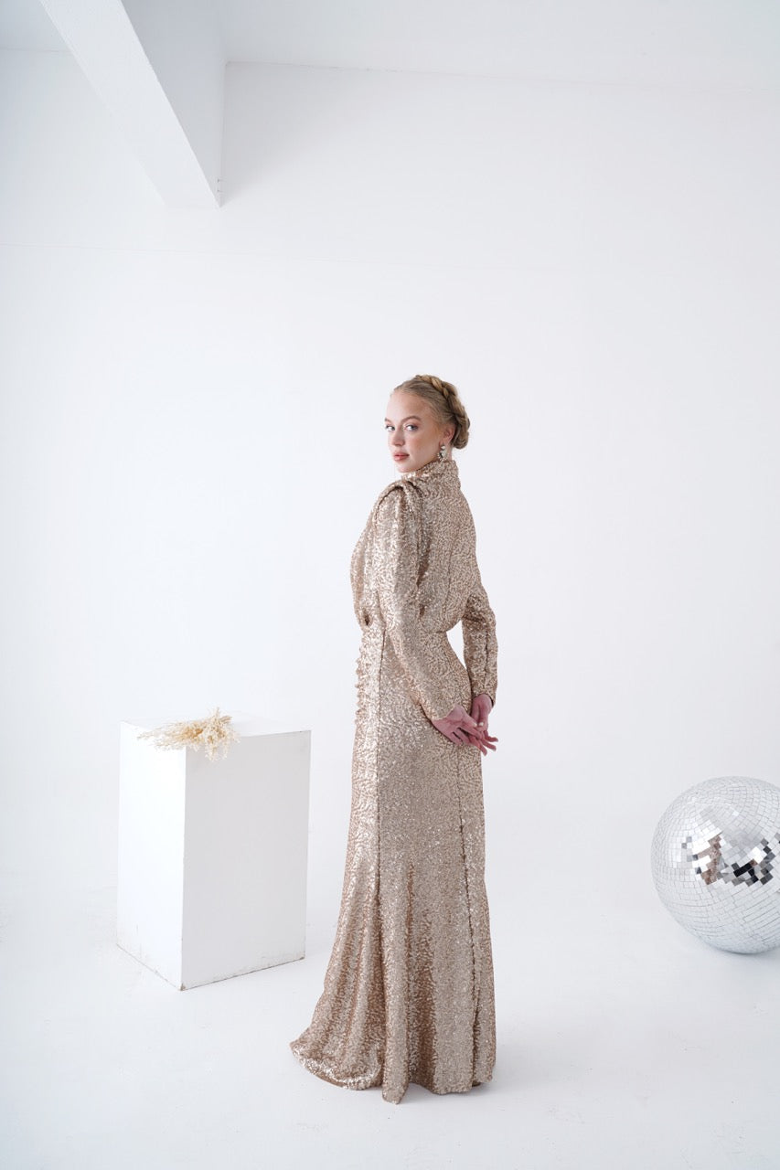 Kupferfarbenes funkelndes Abendkleid