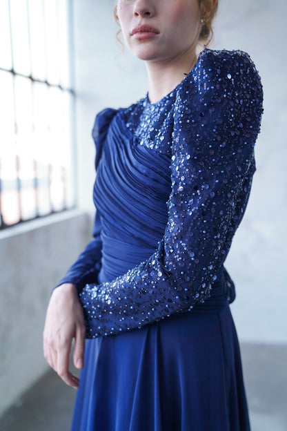 Kupferfarbenes funkelndes Abendkleid